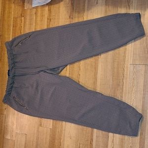 Women's size XL gray jaquered print Apt. 9 joggers